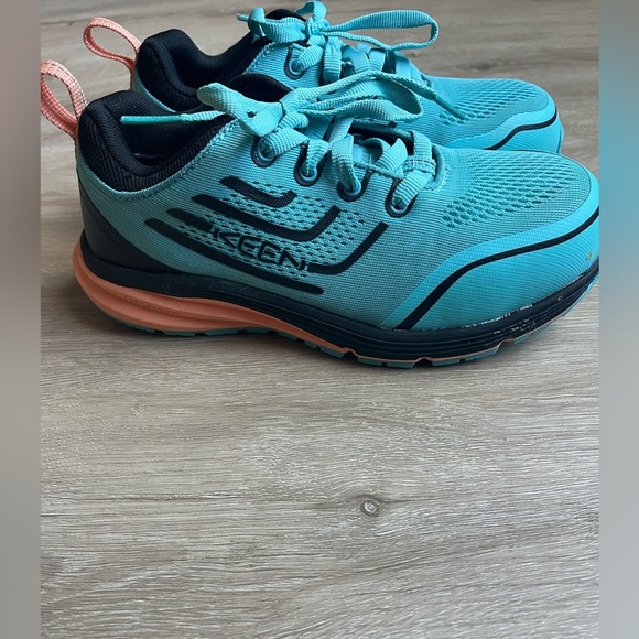 KEEN Utility Women's SZ 5 Waterproof Work Shoe Steel Toe Oil and Slip Resistant - Picture 4 of 8